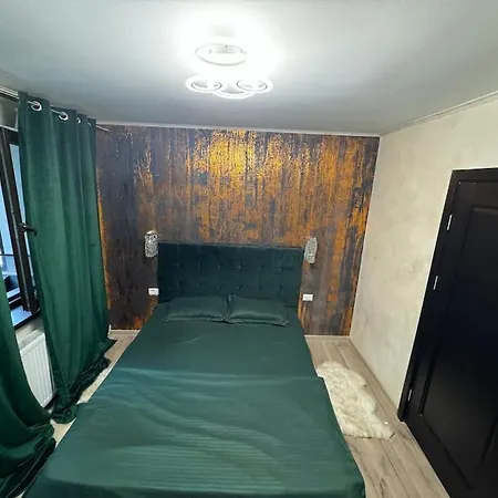 Apartment Cu 4 Renovat *